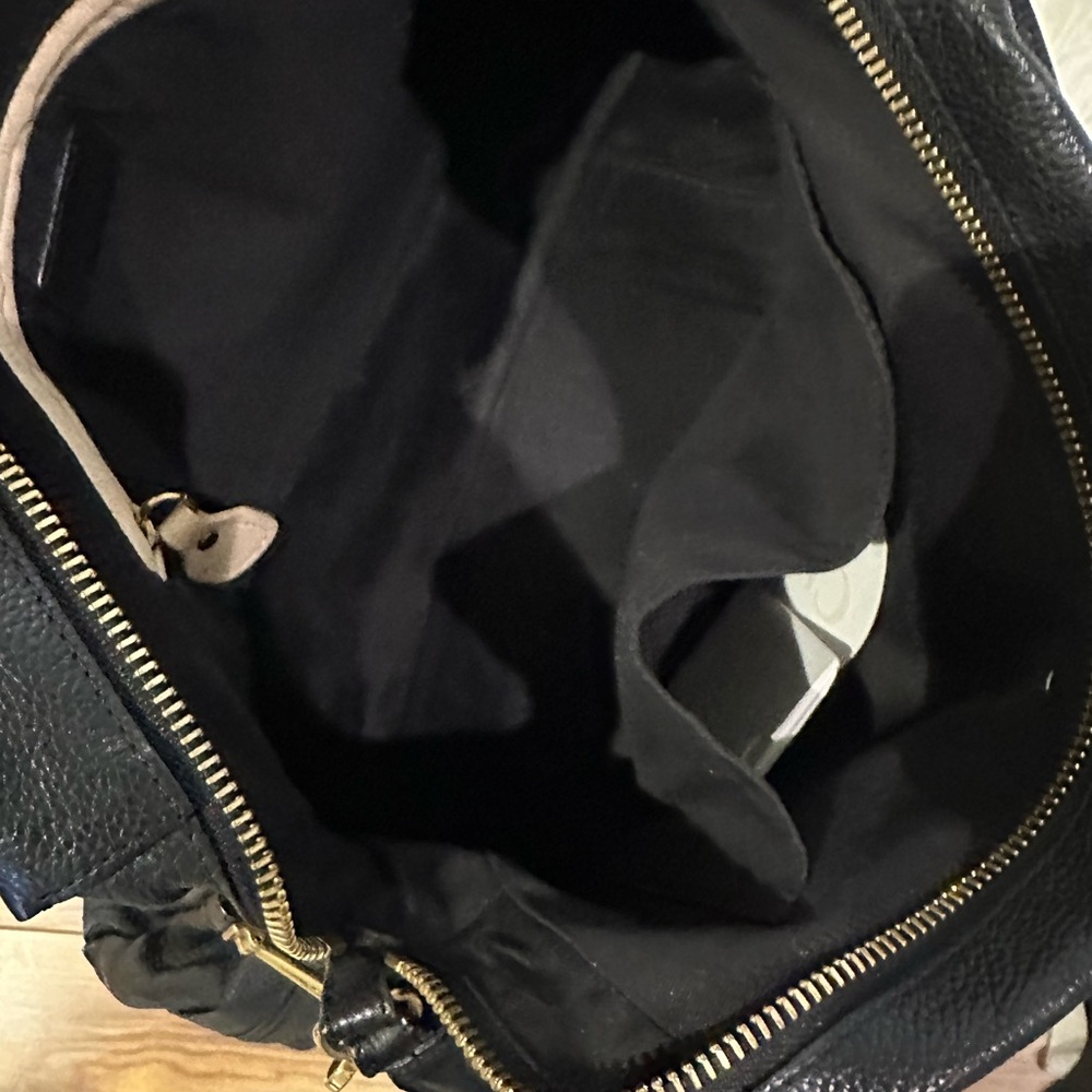 Chloe Paratay Black Elegant Black Leather Handbag - Picture 12 of 16